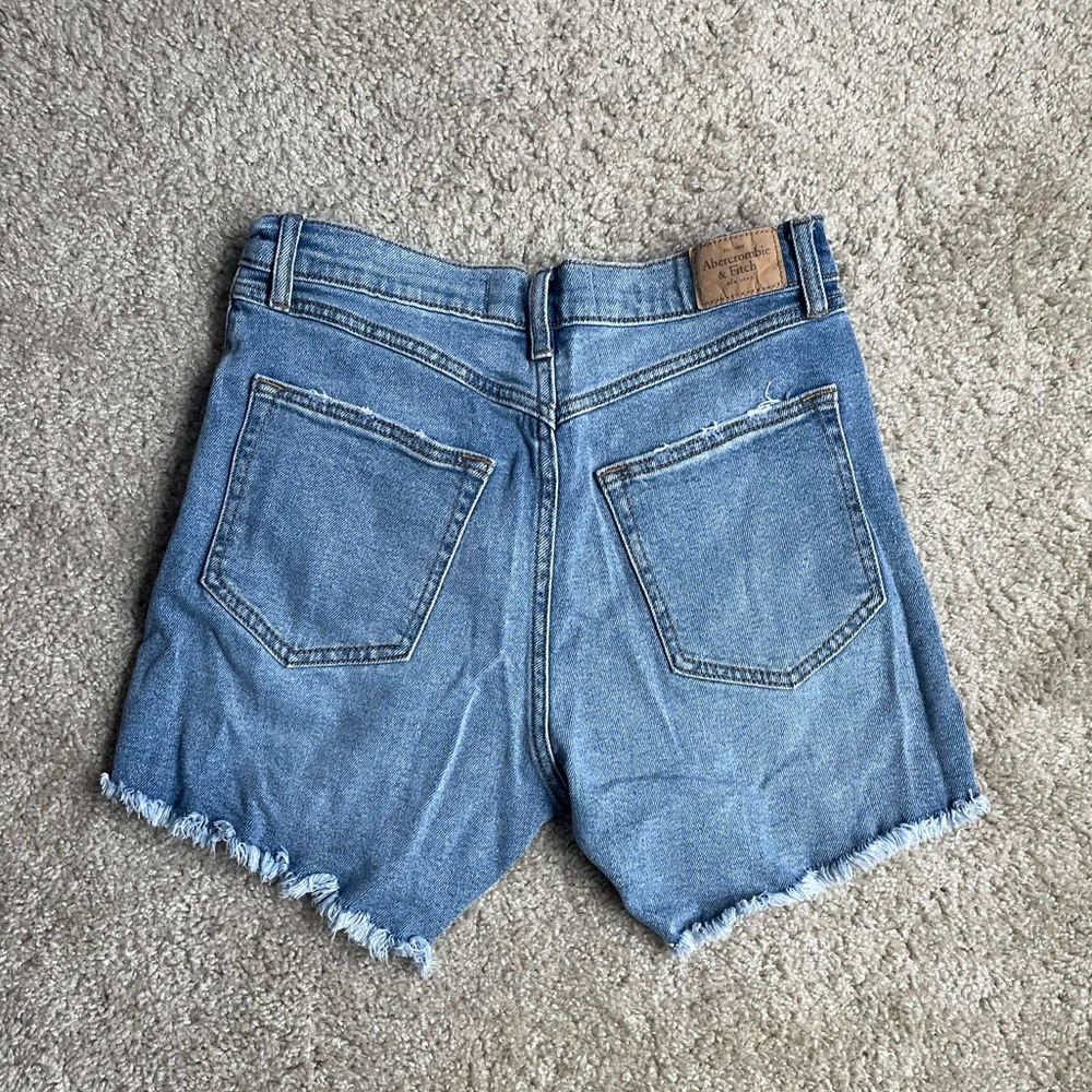 Abercrombie & Fitch Dad Short High Rise